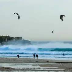 Gdzie na kitesurfing w Europie? Najlepsze miejsca i porady dla Ciebie